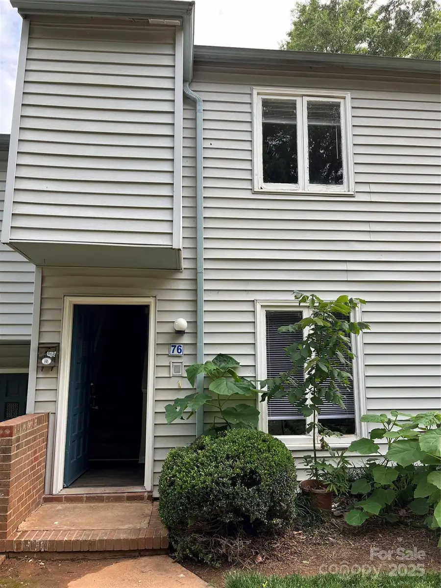 1931 Mereview Court, Charlotte, NC 28210 - Image #2