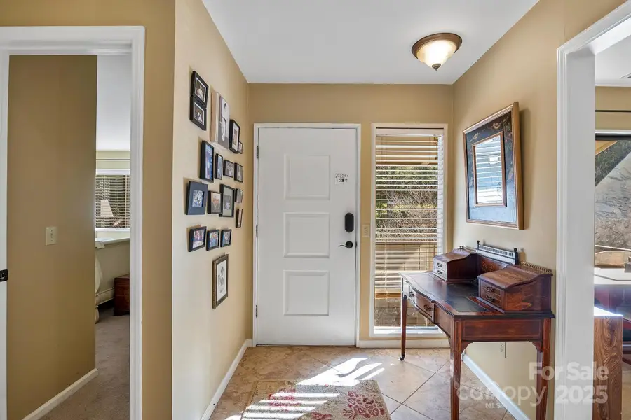 16 Lakemoor Lane, Hendersonville, NC 28739 - #2