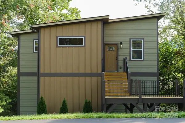 14 Red Maple Drive, Weaverville, NC 28787