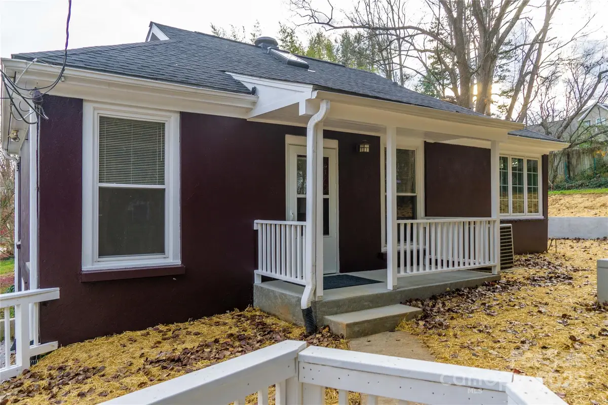 17 Mcdade Street, Asheville, NC 28806 - Image #1