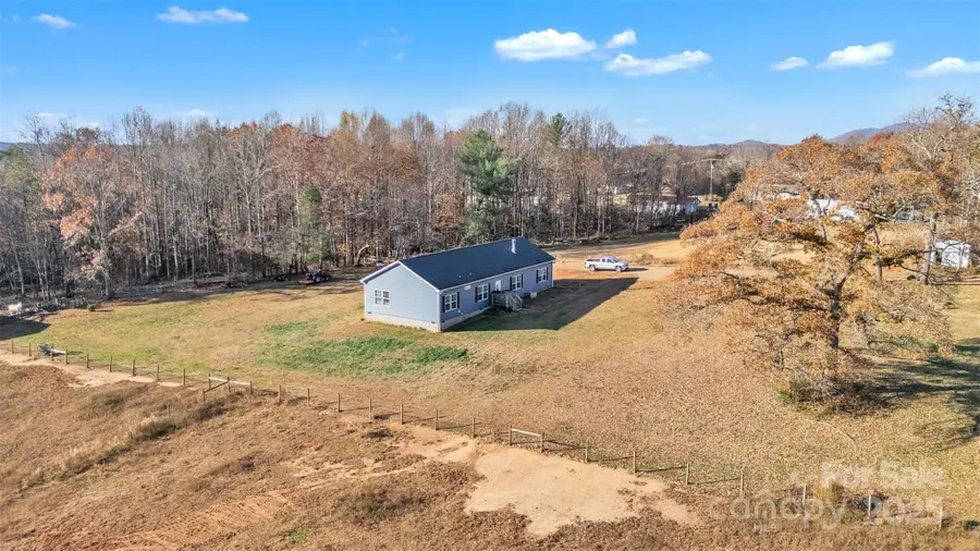 72 Crouch Road, Taylorsville, NC 28681 - Image #2