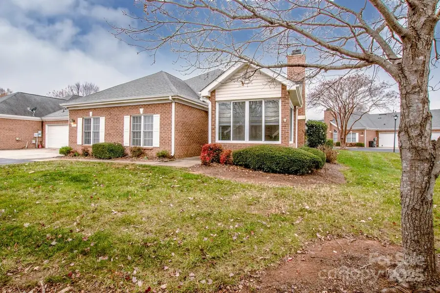 8320 Highland Glen Drive, Charlotte, NC 28269 - Image #3