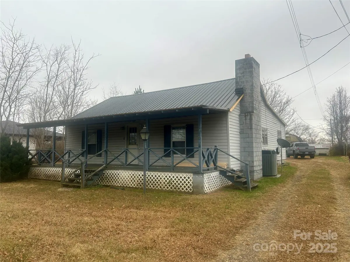 190 Cedar Valley Road, Hudson, NC 28638 - #1