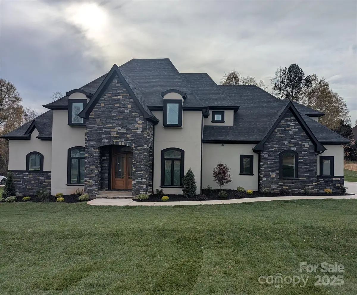 110 Hunts Landing Drive, Mooresville, NC 28117 - Image #1