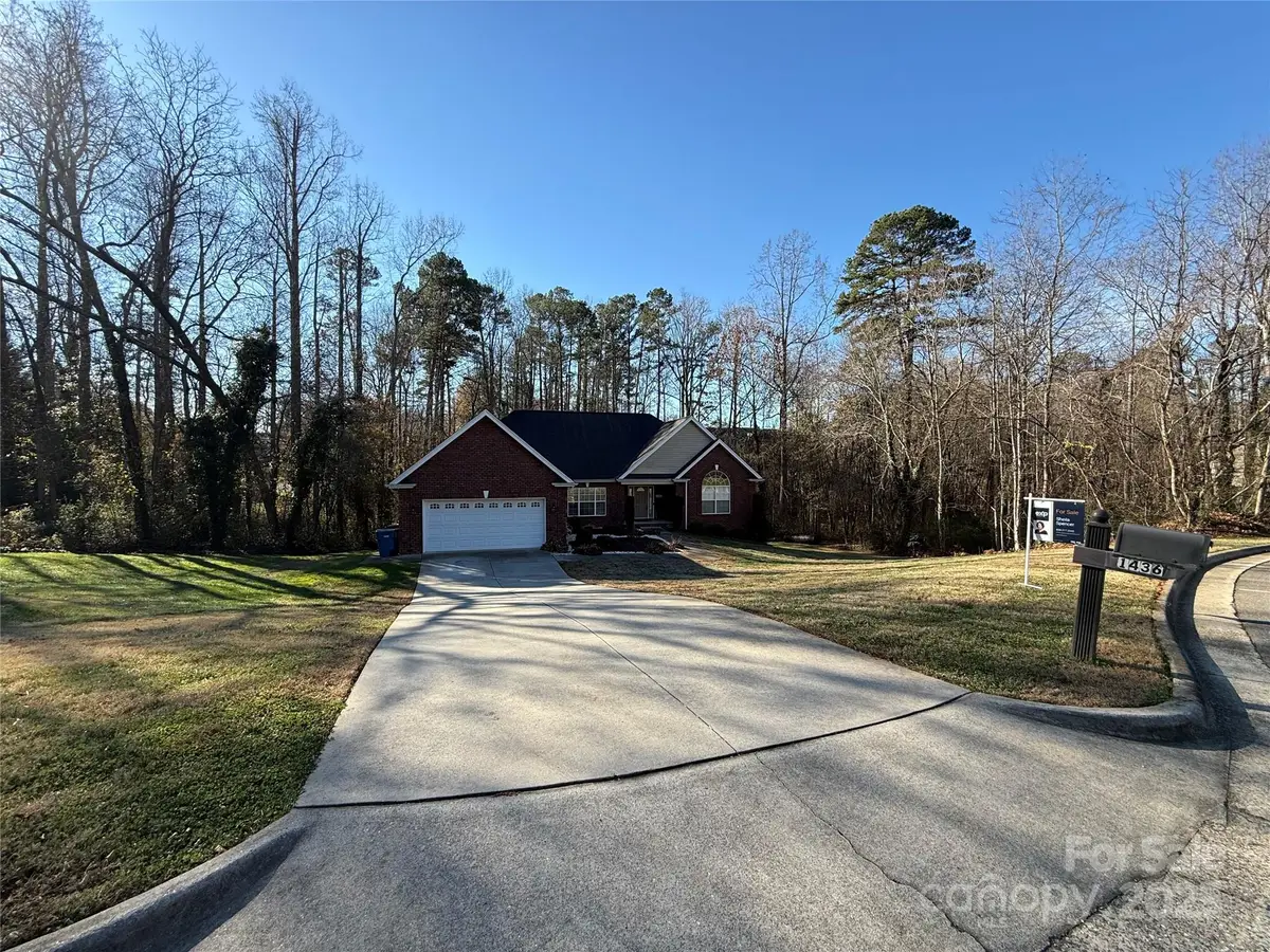 1436 20th Avenue Place Ne, Hickory, NC 28601 - Image #1