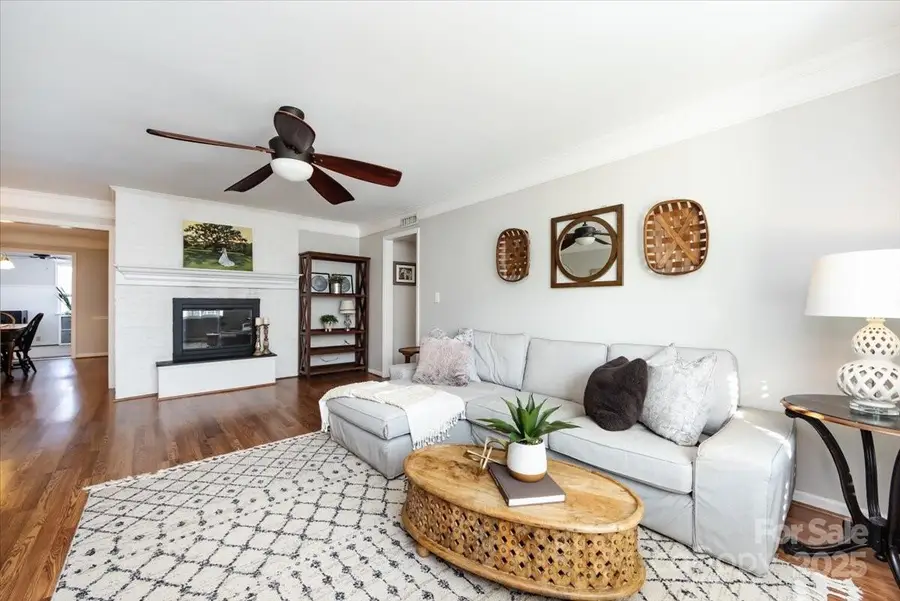 1708 Roxborough Road #H, Charlotte, NC 28211 - Image #2