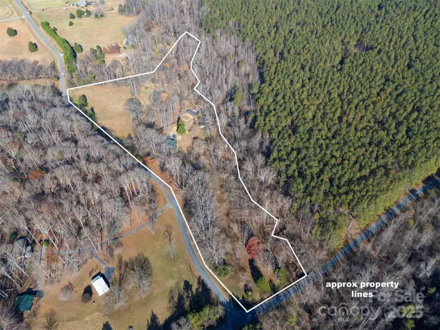1905 Mcentire Road, Tryon, NC 28782 - Image #2