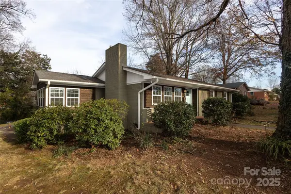 3801 Sudbury Road, Charlotte, NC 28205