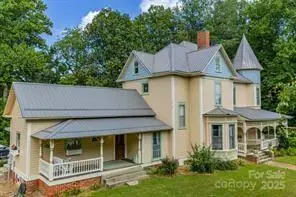 206 N Brook Street, Wilkesboro, NC 28697 - Image #2