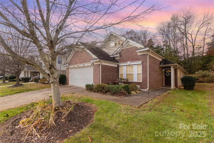 7705 Ponderosa Pine Lane, Charlotte, NC 28215 - Image #2