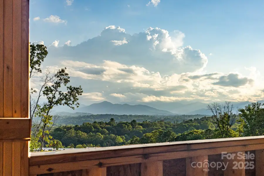 611 Storybook Villas Trail, Asheville, NC 28804 - Image #2
