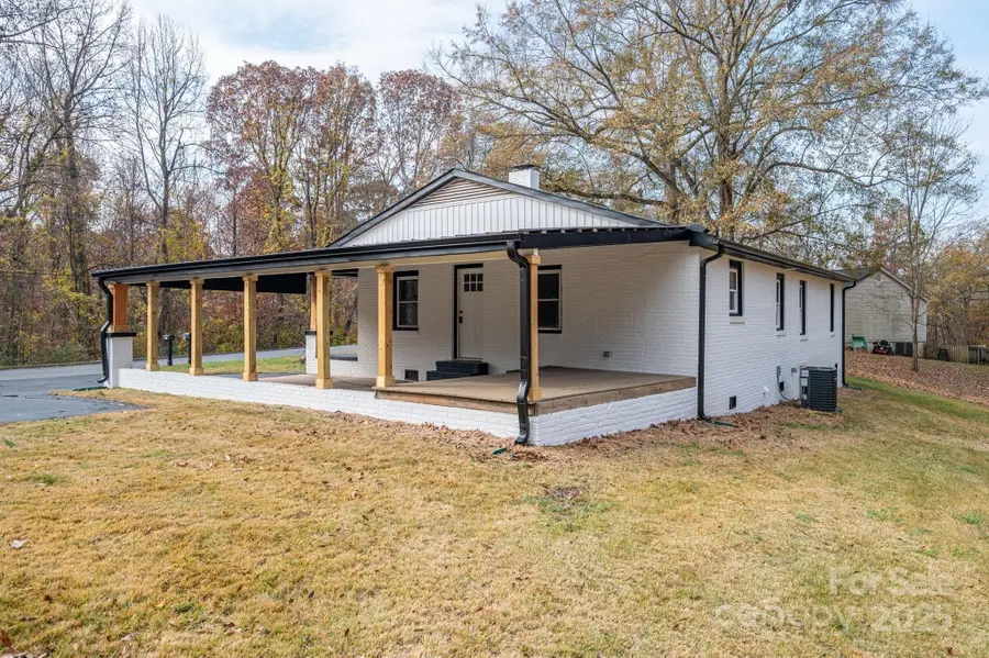 926 Howard Avenue, Gastonia, NC 28054 - Image #3