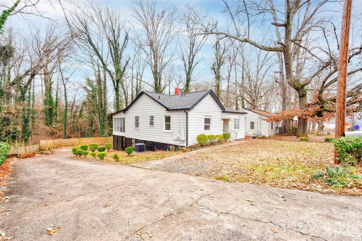 704 Earl Road, Shelby, NC 28150 - Image #1