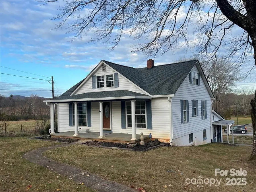 2333 Cedar Rock Circle, Lenoir, NC 28645 - Image #3