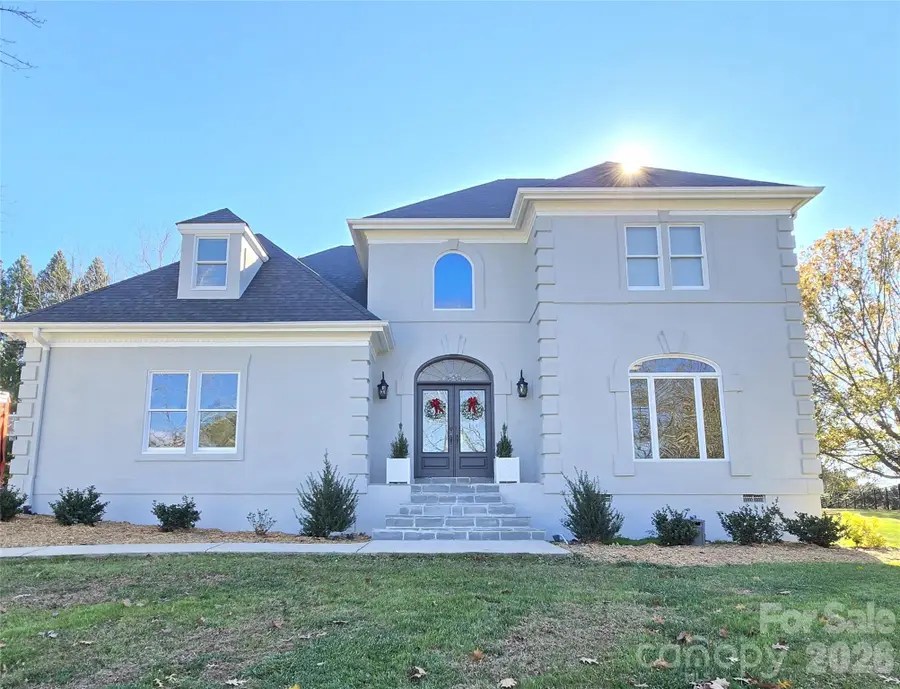 40 Shipwatch Drive, Hickory, NC 28601 - Image #2