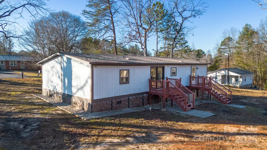 50 N Duncan Hill Lane, Taylorsville, NC 28681 - Image #2