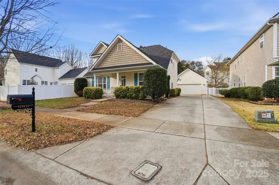 10432 Watoga Way, Cornelius, NC 28031 - Image #3