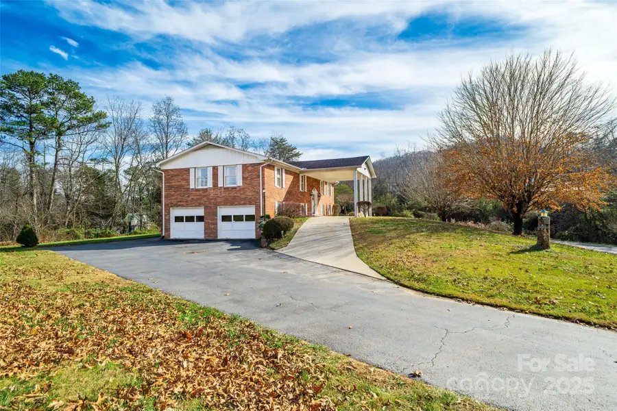 358 Gouges Branch Road, Leicester, NC 28748 - Image #3
