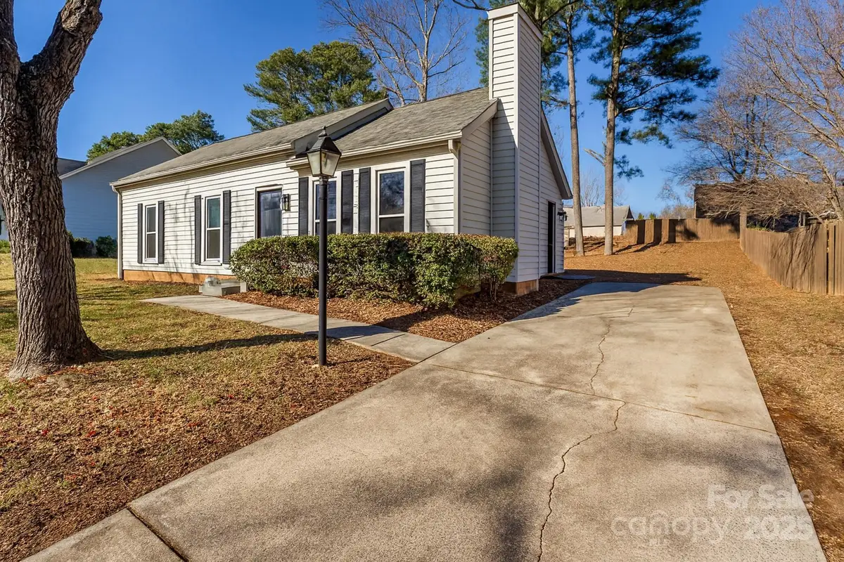 2334 Snow Creek Lane, Charlotte, NC 28273 - Image #1