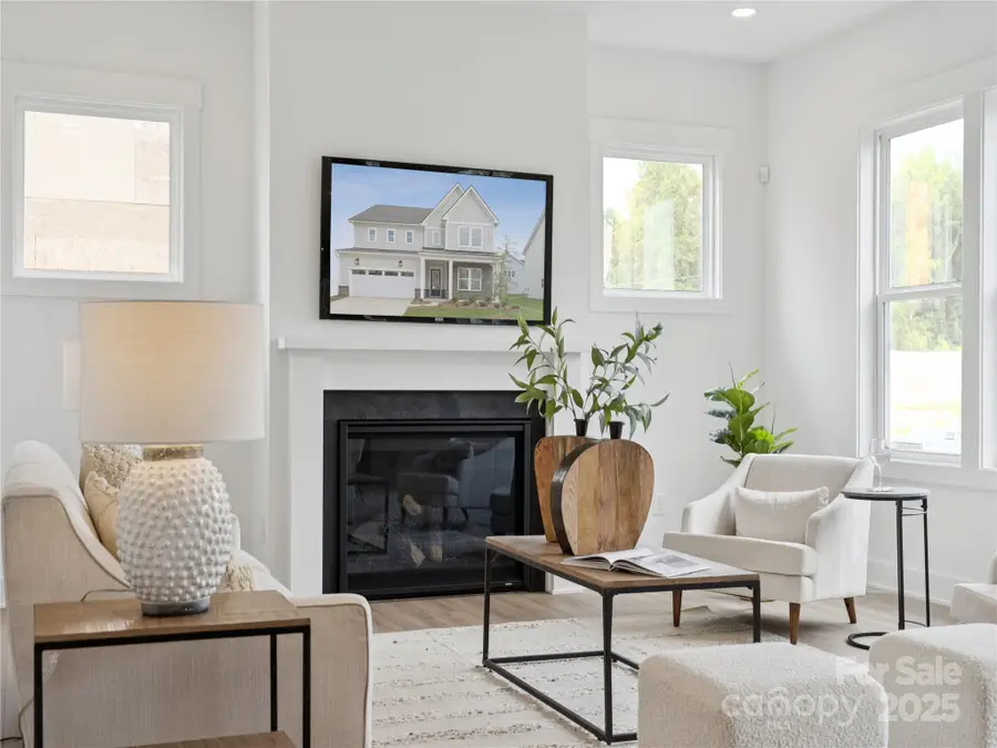 5107 Mint Harbor Way #409, Charlotte, NC 28269 - Image #3