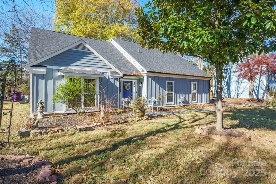 4731 Carberry Court, Charlotte, NC 28226 - Image #2