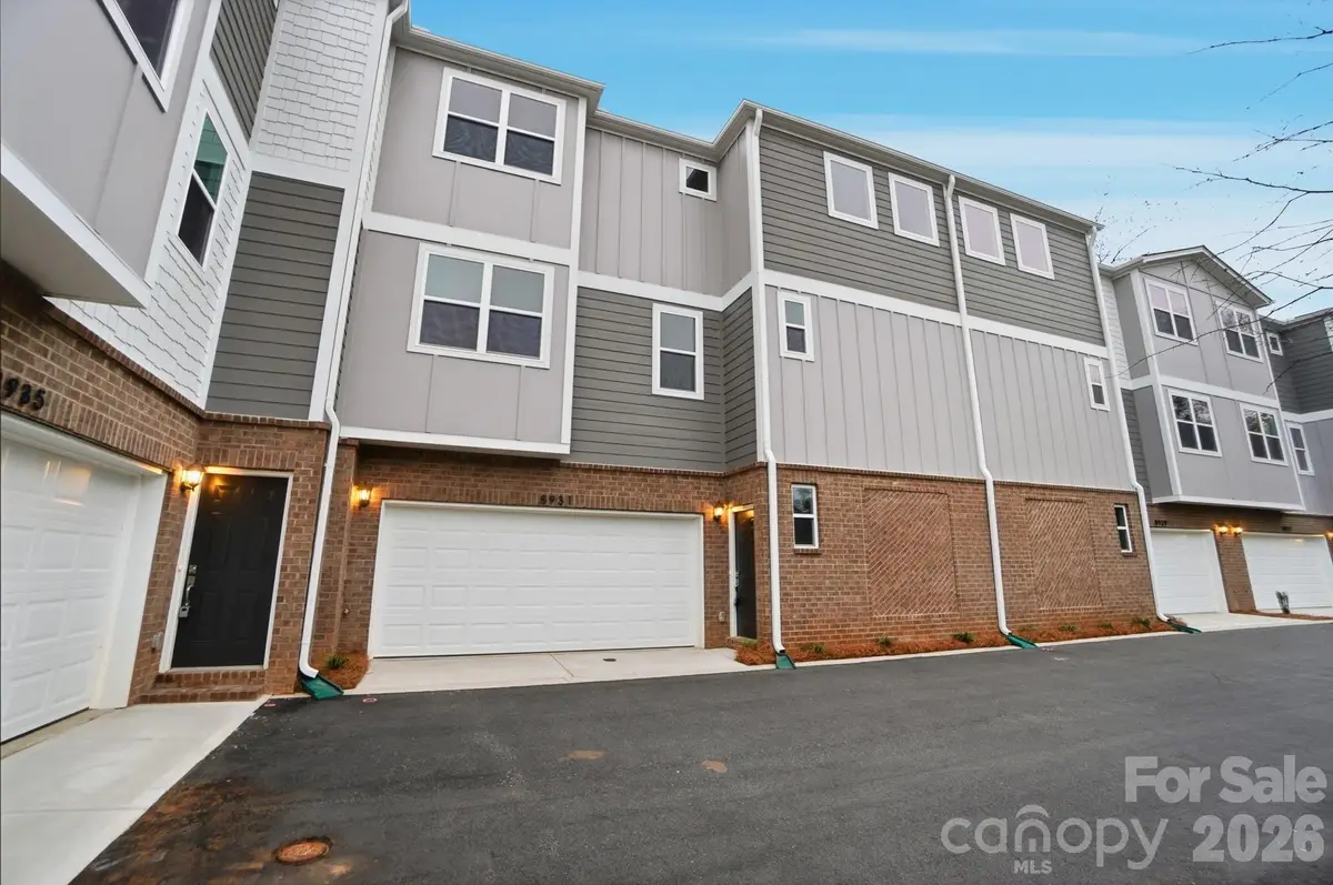 8931 Sharonbrook Drive, Charlotte, NC 28210 - Image #1