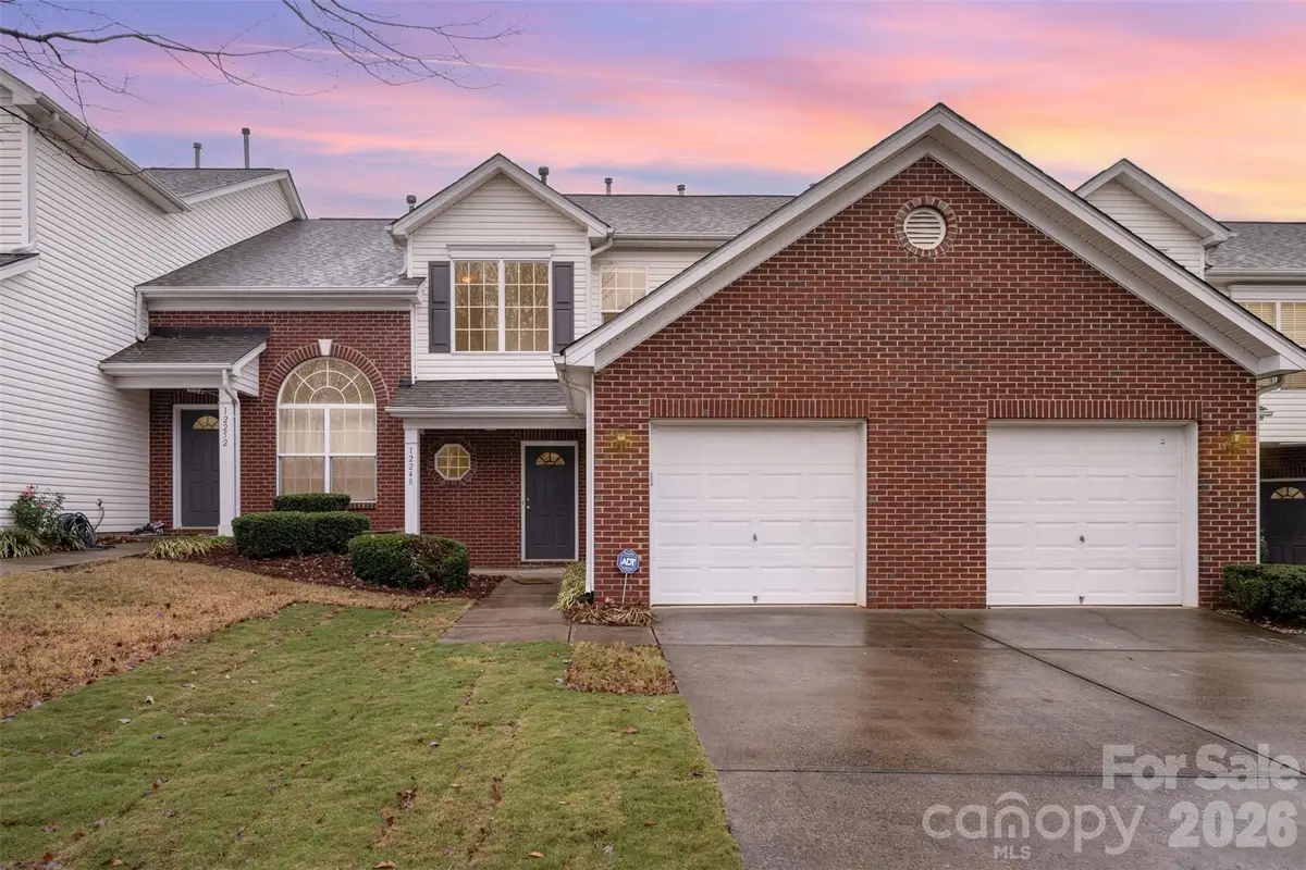 12248 Stratfield Place Circle, Pineville, NC 28134 - Image #1