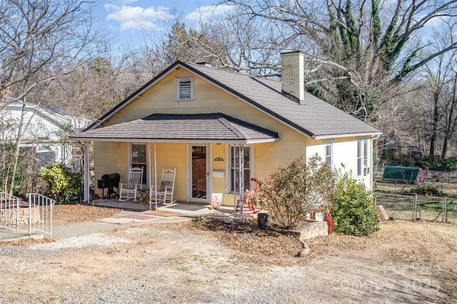 346 E Catawba Avenue, Mooresville, NC 28115 - Image #2