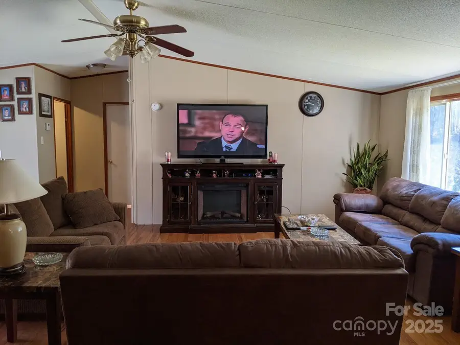 196 Mckinney Road, Weaverville, NC 28787 - Image #3