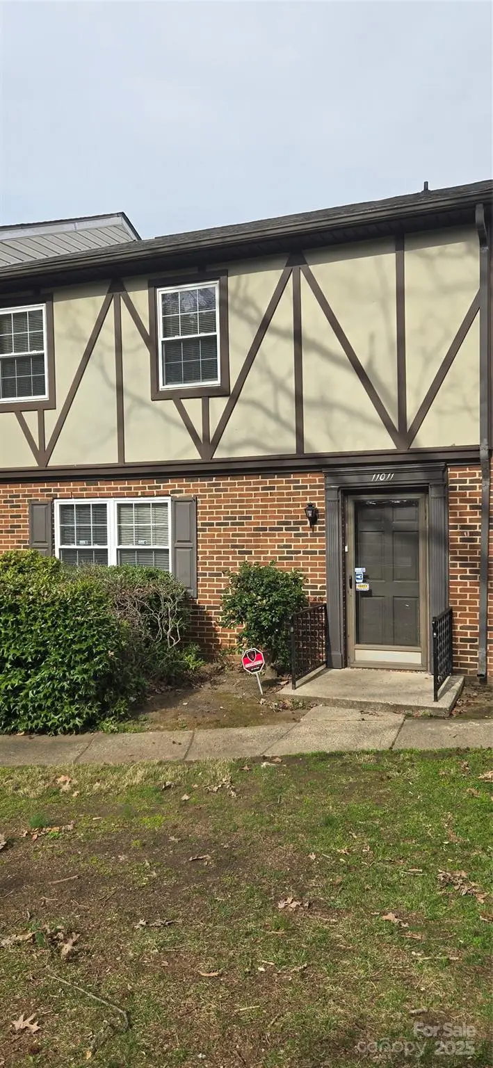 11011 Park Road, Charlotte, NC 28226 - Image #1