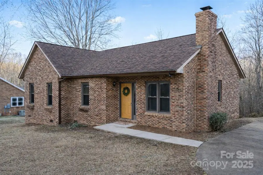 7022 Plott Road, Charlotte, NC 28215 - Image #2