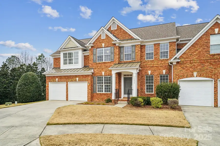 10834 Rogalla Drive, Charlotte, NC 28277 - Image #2