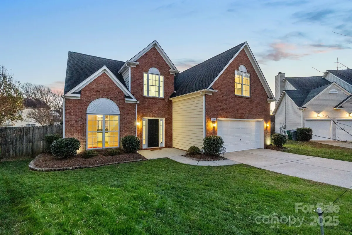 8937 Coppermine Lane, Charlotte, NC 28269 - Image #1