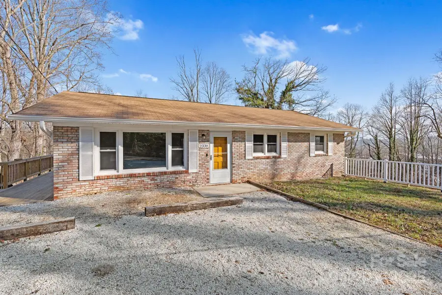 2338 Greater Druid Hills Boulevard, Hendersonville, NC 28791 - Image #2