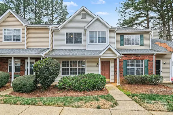 5672 Prescott Court, Charlotte, NC 28269