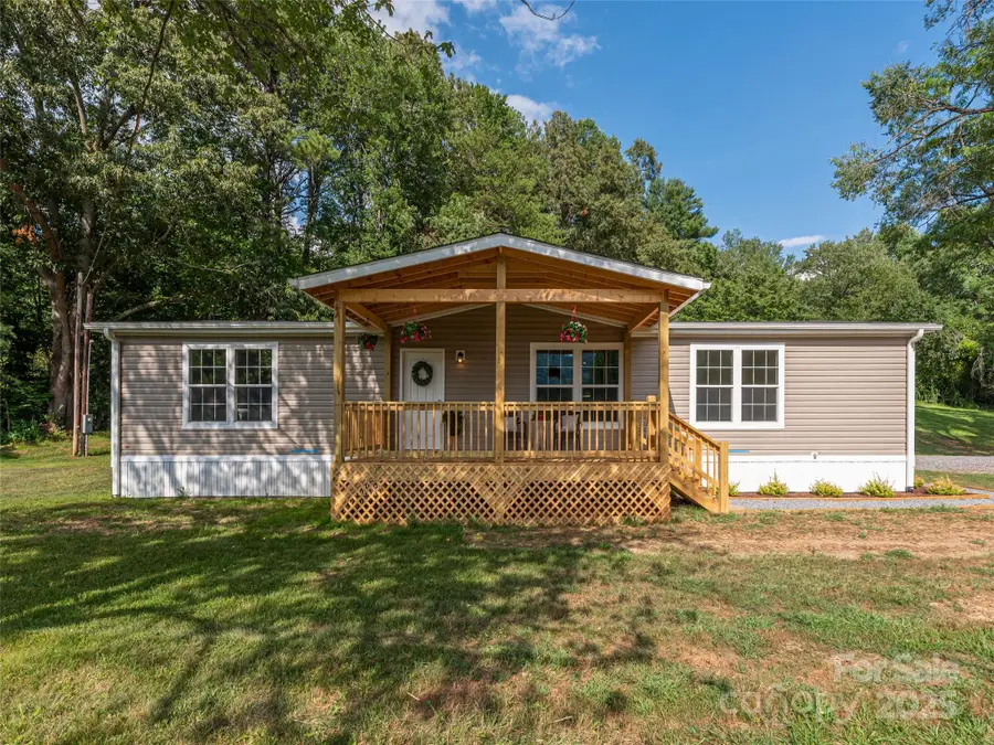 15 Joe Davis Road, Sylva, NC 28779 - Image #2