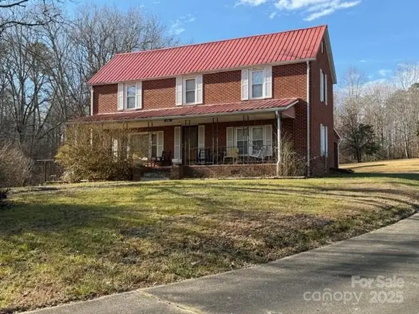 6496 Us 221s Highway, Marion, NC 28752