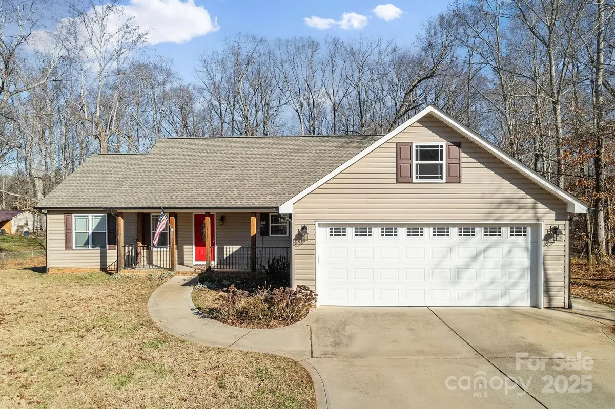 3734 Ashland Drive, Maiden, NC 28650 - Image #1