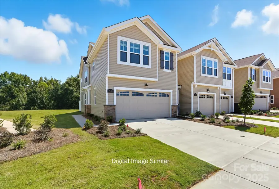 7018 Hodges Meadow Lane, Charlotte, NC 28213 - Image #2