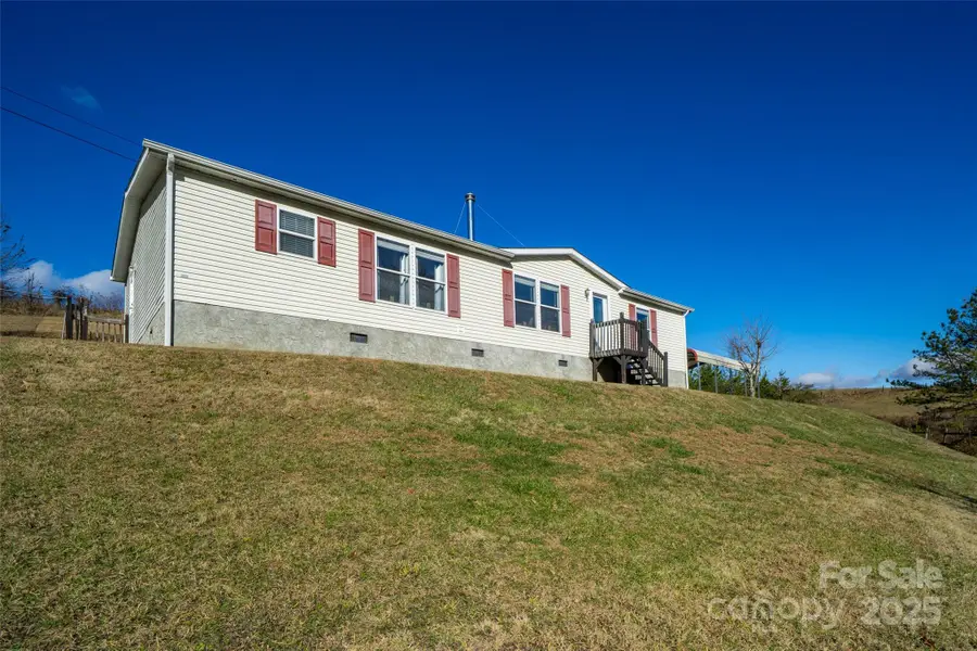 27 Moonflower Mountain Lane, Leicester, NC 28748 - Image #2