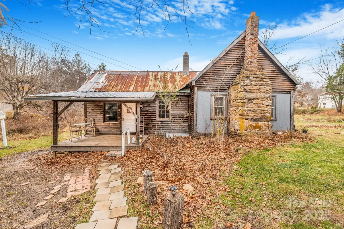 1 Mustang Drive, Leicester, NC 28748 - Image #1