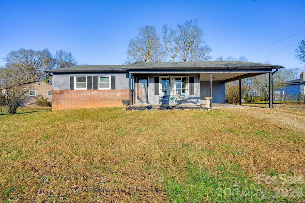 297 Amelia Drive, Marion, NC 28752 - Image #1