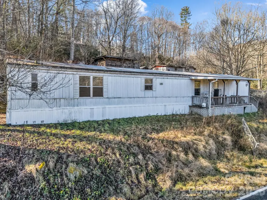9 Blue Grass Circle, Rosman, NC 28772 - Image #2