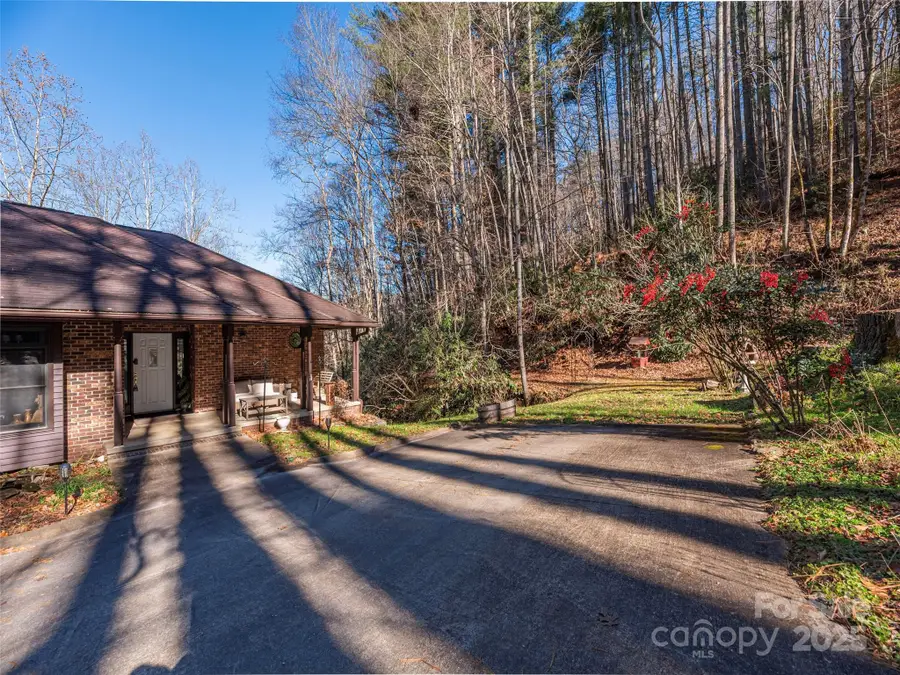 187 Turtle Creek Road, Sylva, NC 28779 - Image #2