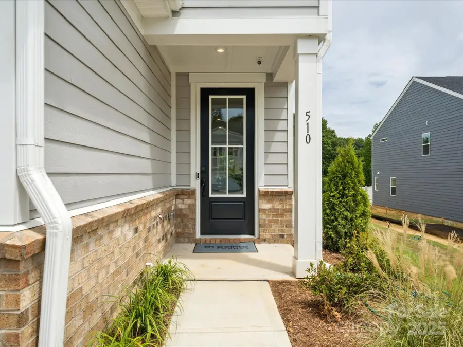 615 Webster Lane, Cramerton, NC 28032 - Image #2