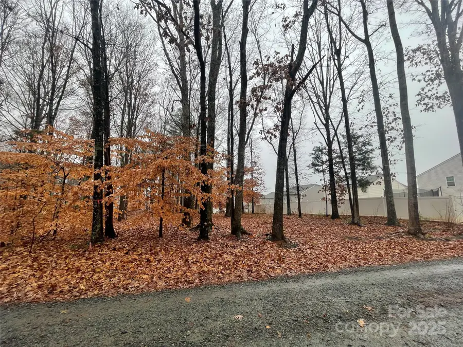 8225 Teeter Drive, Charlotte, NC 28215 - Image #3