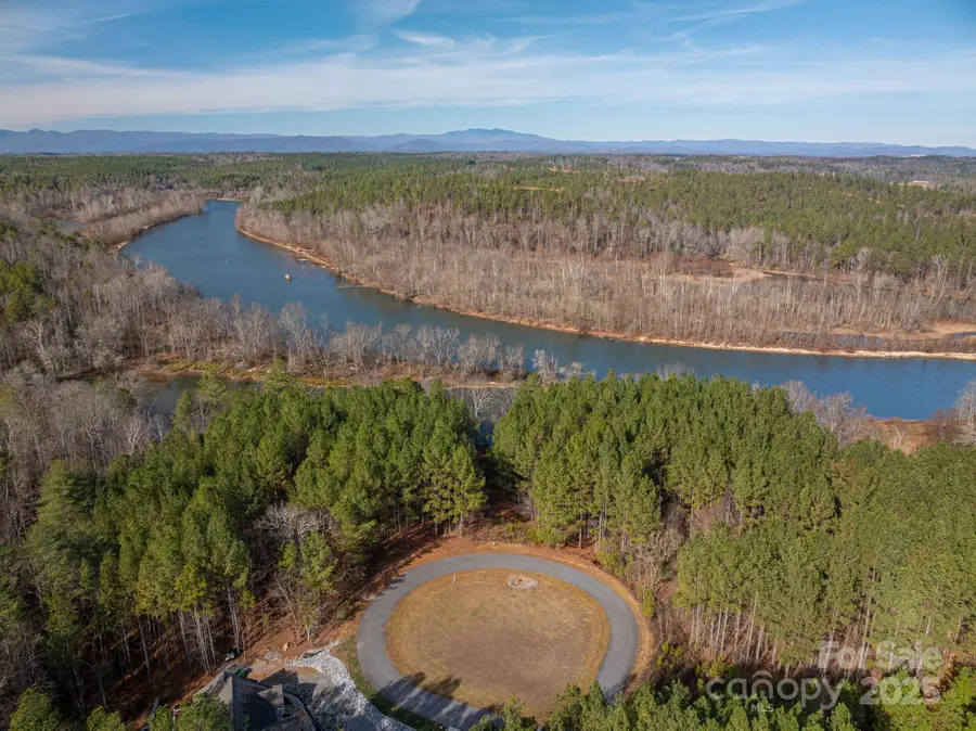 125 Catawba Cove Drive Nw, Valdese, NC 28690 - Image #2