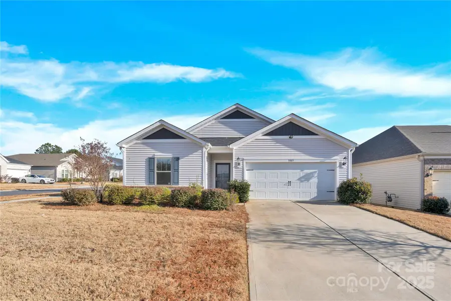 3005 Striped Maple Court, Charlotte, NC 28215 - Image #3