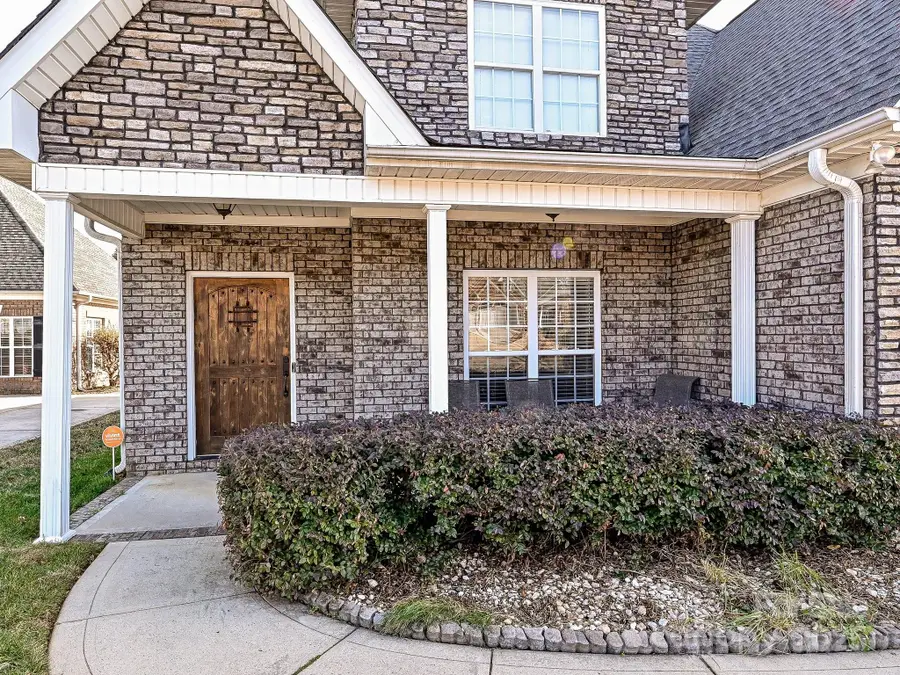 4562 Lanstone Court Sw, Concord, NC 28027 - Image #3