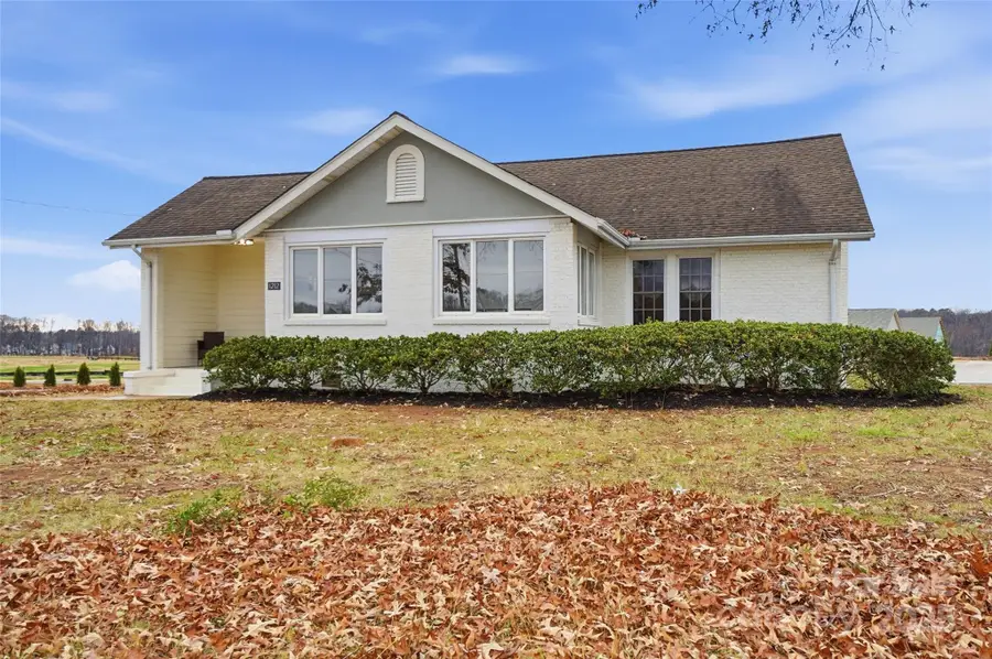 1212 Coddle Creek Highway, Mooresville, NC 28115 - Image #2